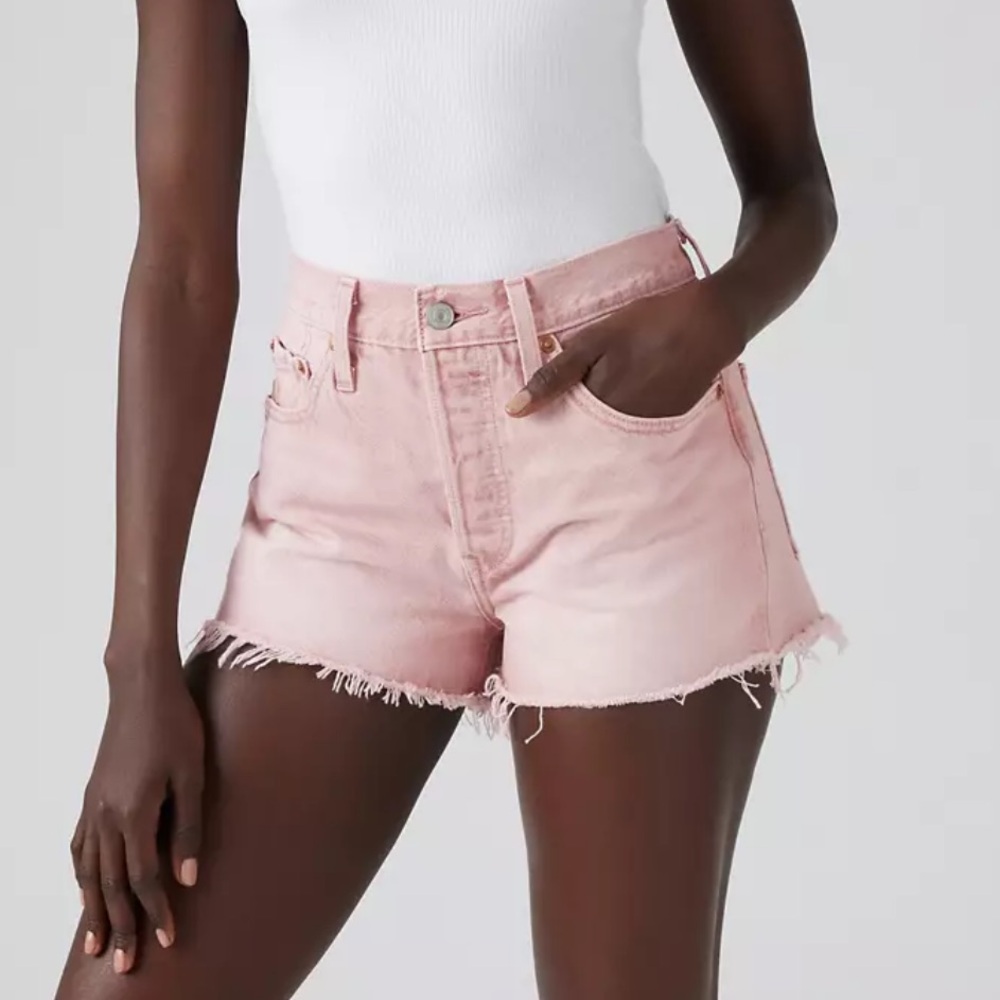 Levi’s 501 Women's Pink Denim Shorts